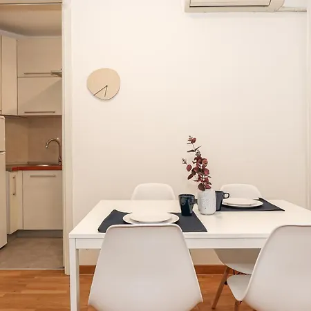 Fortuna - Cozy To Relax Novi Beograd, Parking 5 Eur Per Day 베오그라드